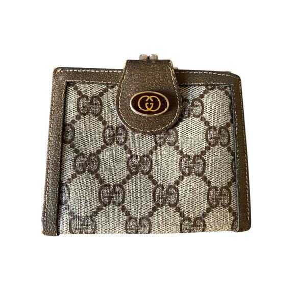 Vintage 1980s Gucci Logo Wallet with Chain Purse - Picture 1 of 5